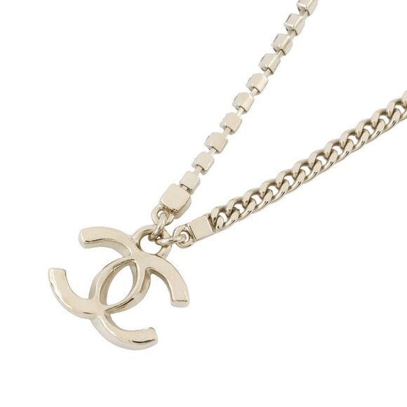 CHANEL CC Logo Rhinestone Necklace Metal/Rhinestone ABD044 - Picture 3 of 9